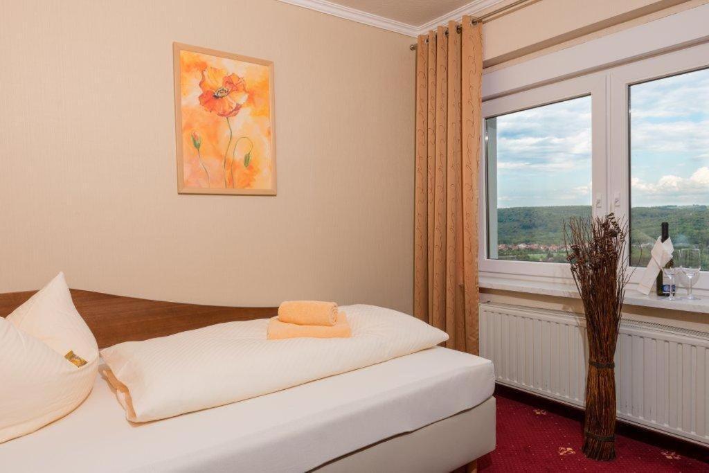 Berghotel Wilhelmsburg باد كوسين الغرفة الصورة