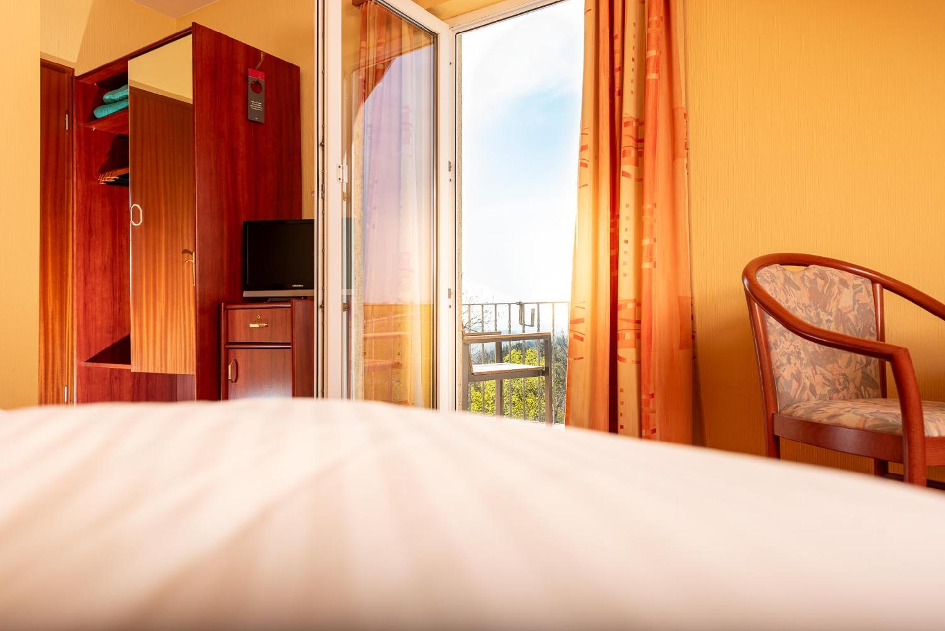 Berghotel Wilhelmsburg باد كوسين الغرفة الصورة