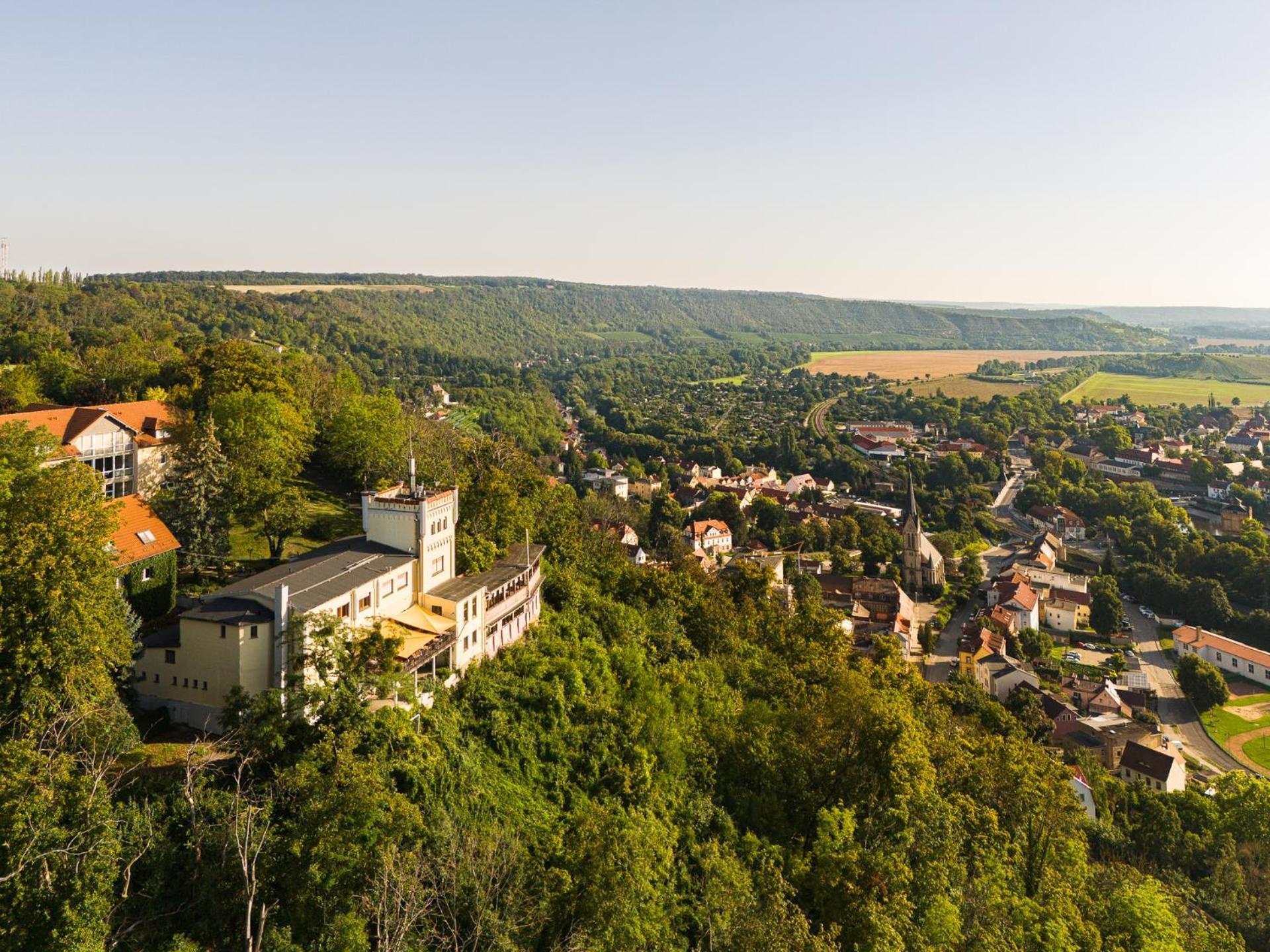 Berghotel Wilhelmsburg باد كوسين المظهر الخارجي الصورة