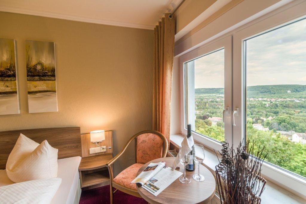 Berghotel Wilhelmsburg باد كوسين الغرفة الصورة